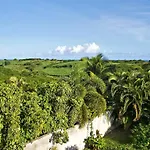 Studio avec piscine partagee jardin et wifi a Sainte Anne a 3 km de la plage