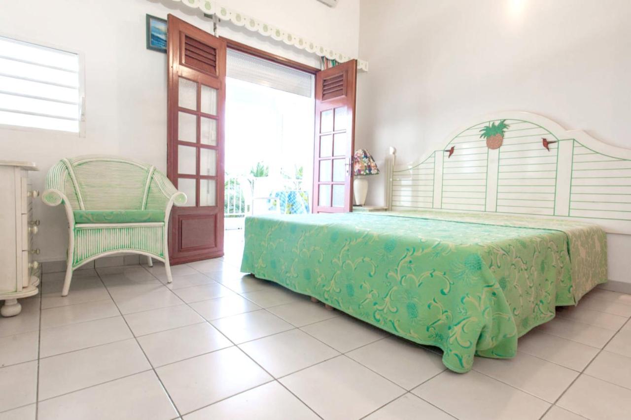A Anne Avec Piscine Partagee 24 M² *